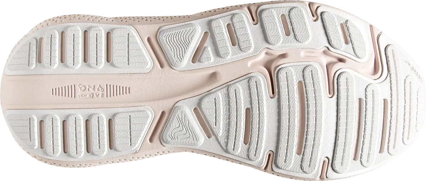 Women's Brooks Ghost Max – Maximum Cushioning & Stability